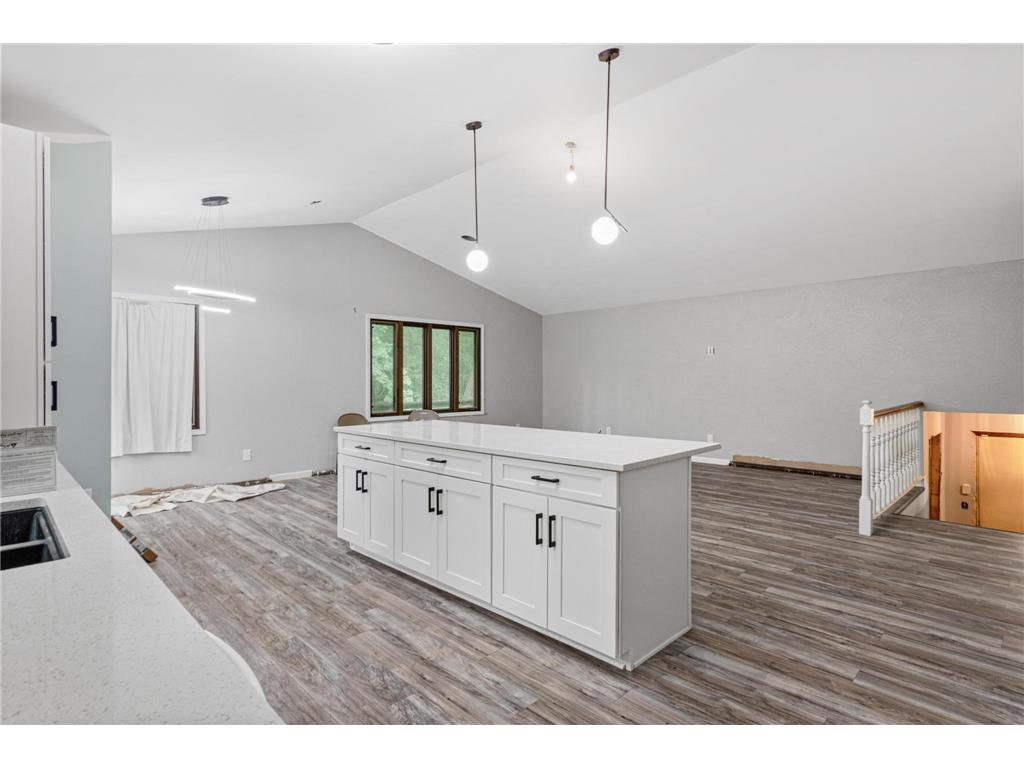 2250 Larry Lane Newport MN 55055 6764562 image9