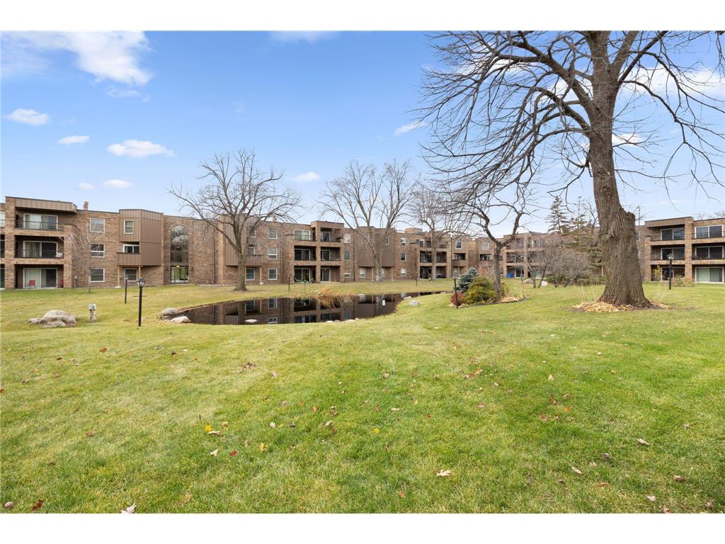 2250 Midland Grove Road #307 Roseville MN 55113 7074537 image13