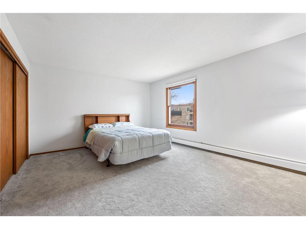 2250 Midland Grove Road #307 Roseville MN 55113 7074537 image8
