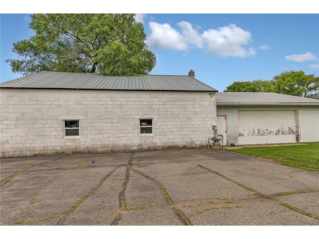 22500 State Highway 15 Saint Augusta MN 56301 7095334 image3