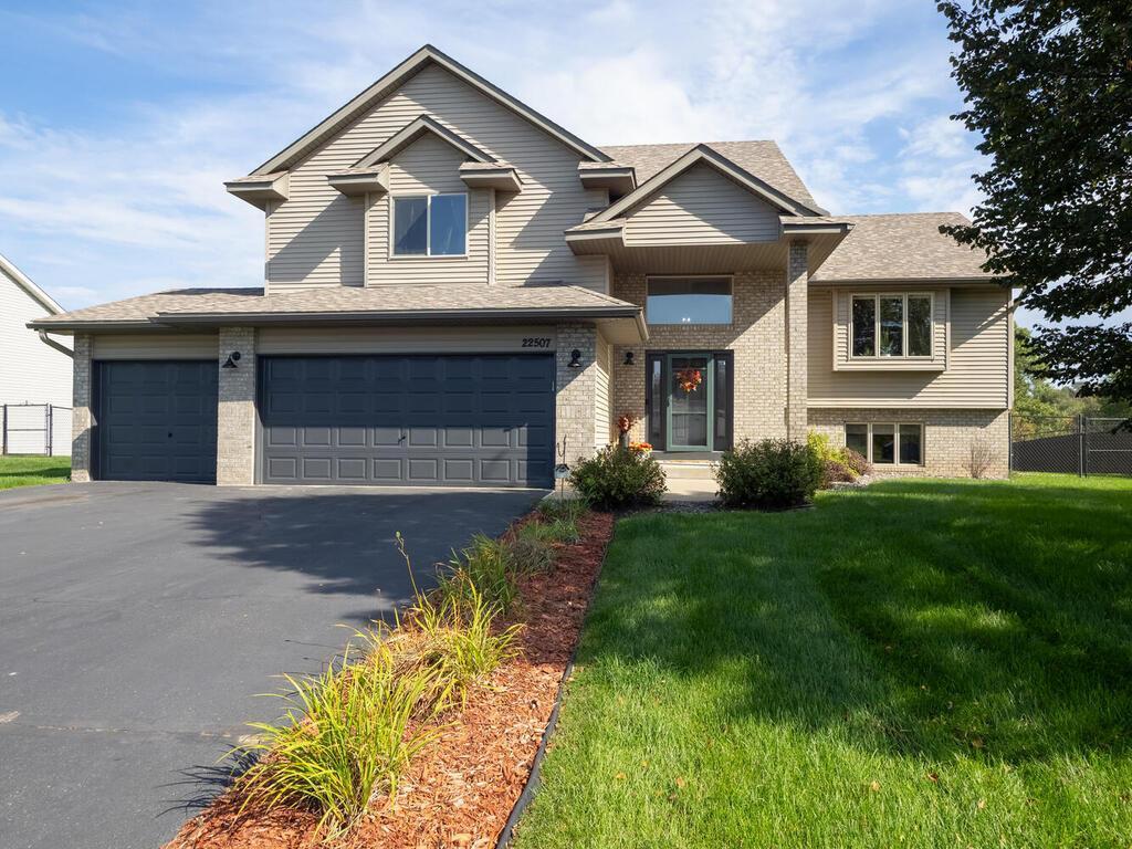 22507 Zion Parkway NW Oak Grove MN 55005 6799789 image1