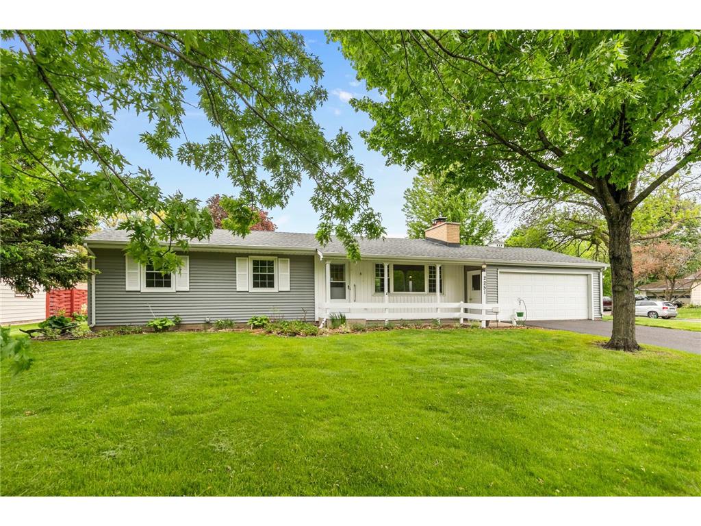 2251 Carlyle Court White Bear Lake MN 55110 7078338 image1