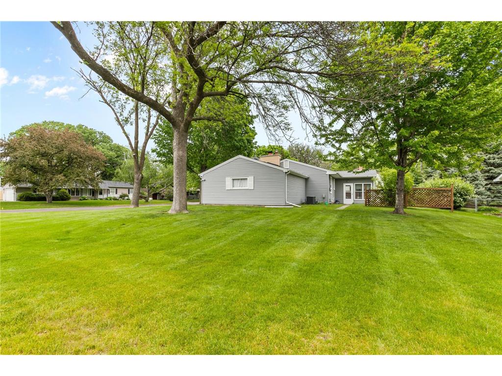 2251 Carlyle Court White Bear Lake MN 55110 7078338 image4