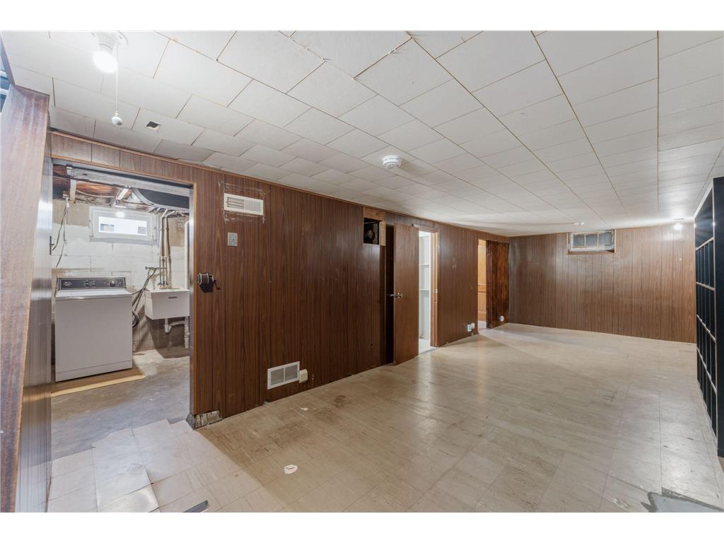 2251 Pinewood Drive Mounds View MN 55112 7026893 image11