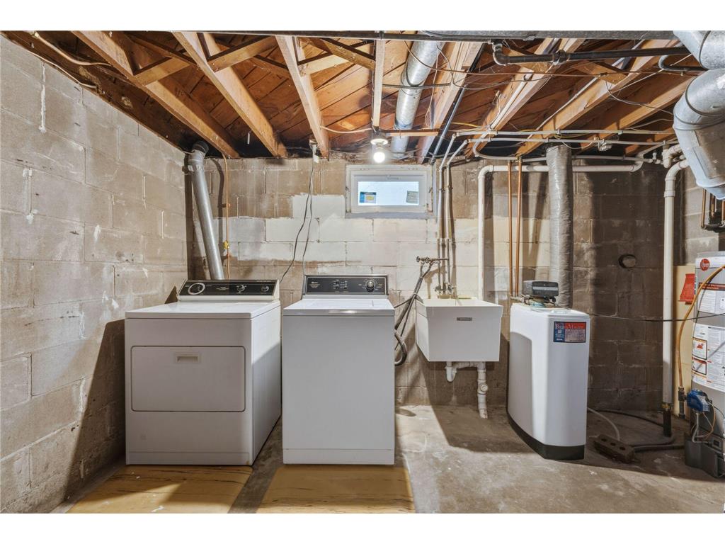 2251 Pinewood Drive Mounds View MN 55112 7026893 image12