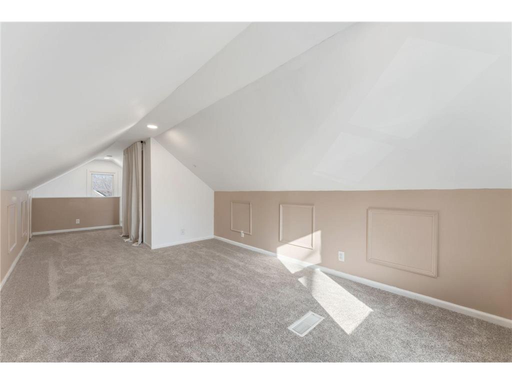 2251 Pinewood Drive Mounds View MN 55112 7026893 image9