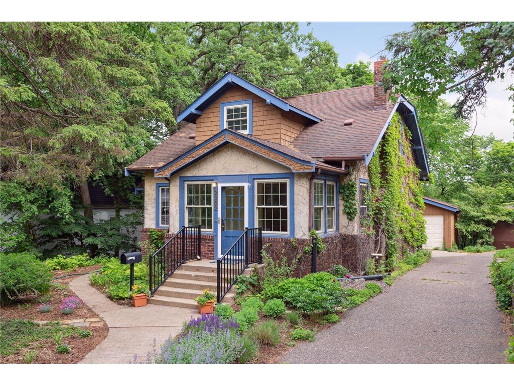 2252 Commonwealth Avenue Saint Paul MN 55108 6375194 image1