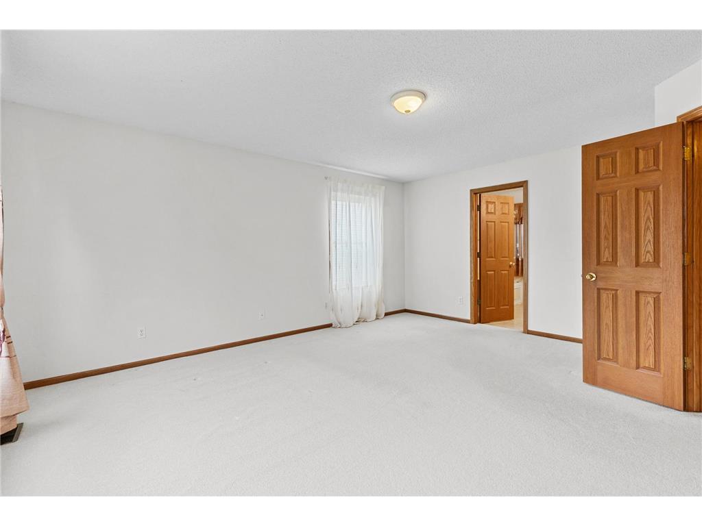 2253 118th Avenue NE Blaine MN 55449 7091221 image18