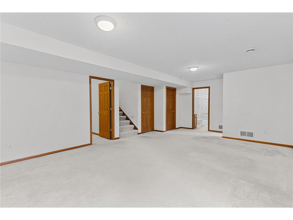 2253 118th Avenue NE Blaine MN 55449 7091221 image28