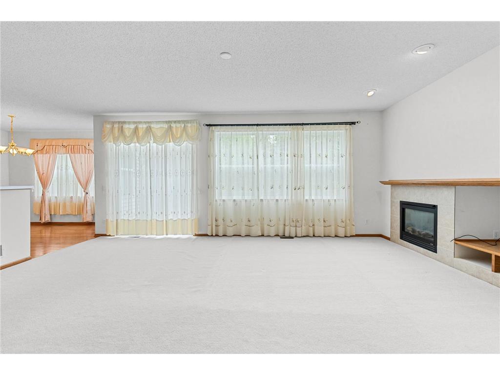 2253 118th Avenue NE Blaine MN 55449 7091221 image4