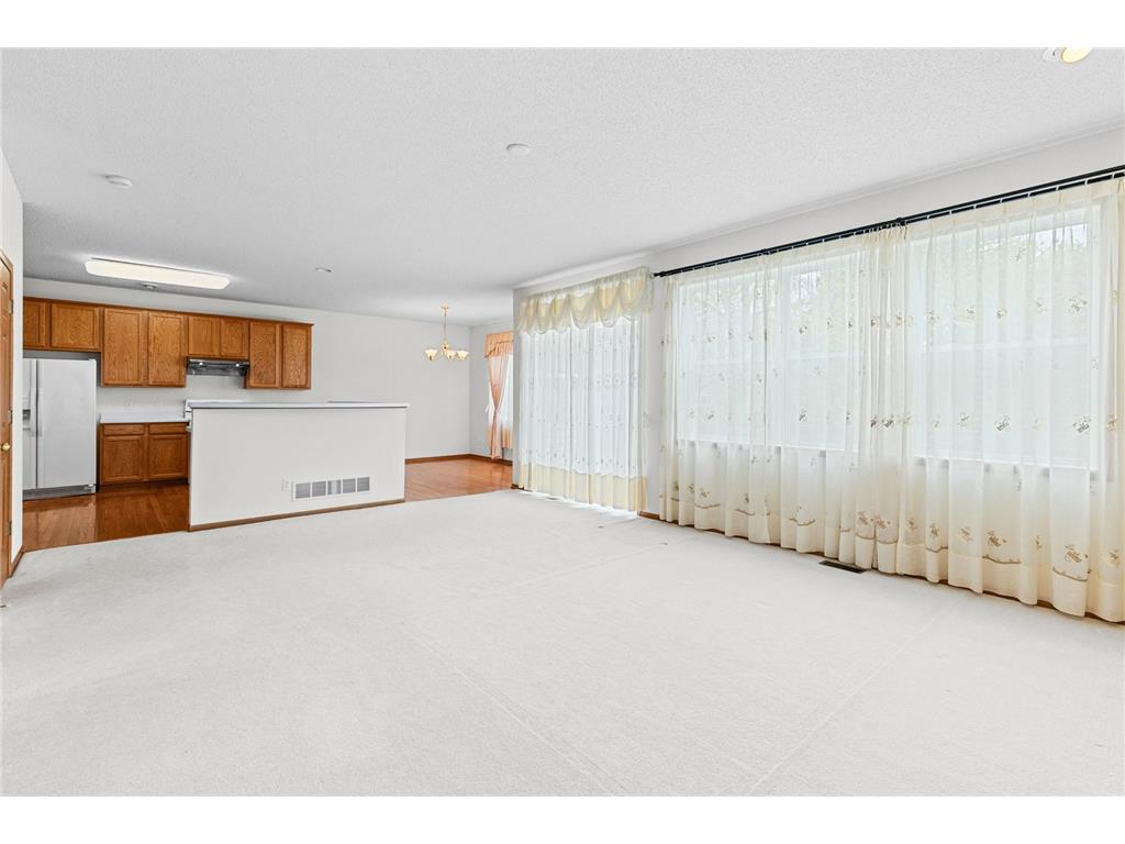 2253 118th Avenue NE Blaine MN 55449 7091221 image5