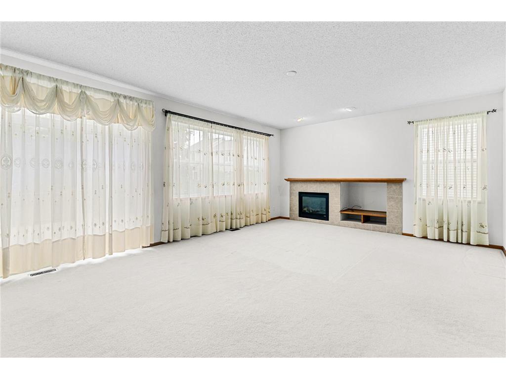 2253 118th Avenue NE Blaine MN 55449 7091221 image6