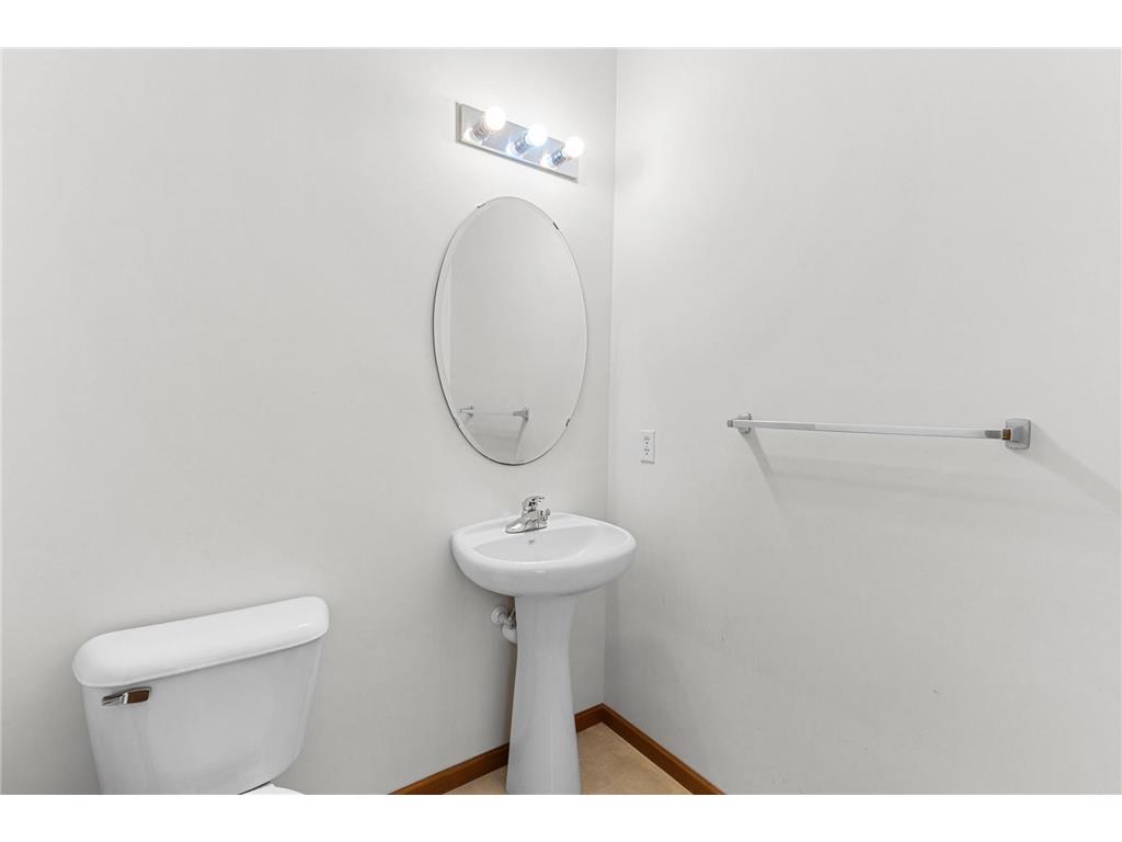 2253 118th Avenue NE Blaine MN 55449 7091221 image7