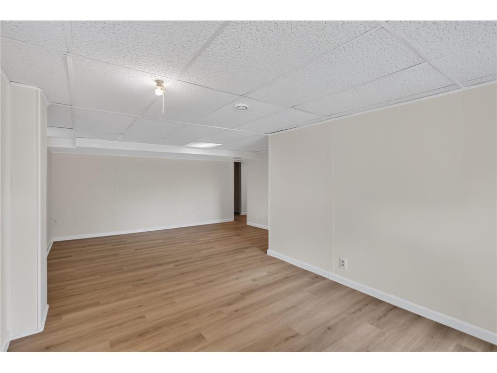 2253 Geneva Avenue N Oakdale MN 55128 7093345 image17
