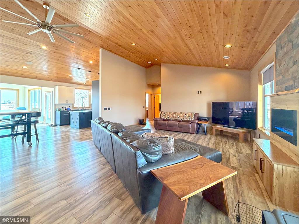 2253 Mitchell Avenue NW Annandale MN 55302 7019954 image10