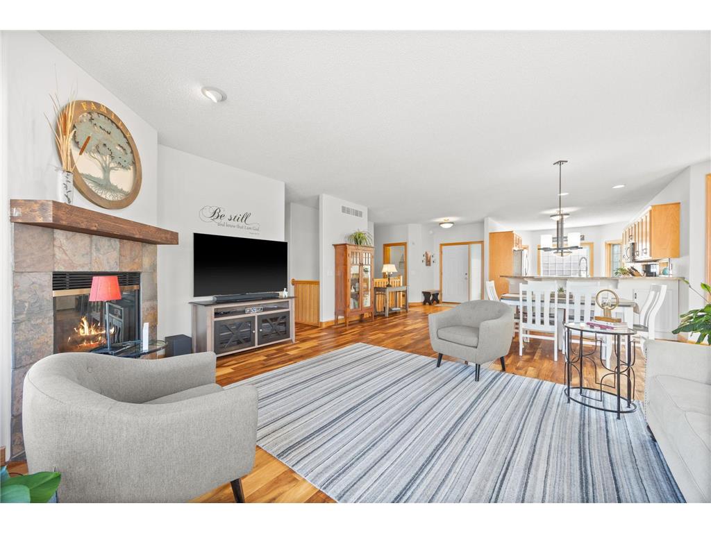 22532 Evergreen Circle Forest Lake MN 55025 6634691 image1