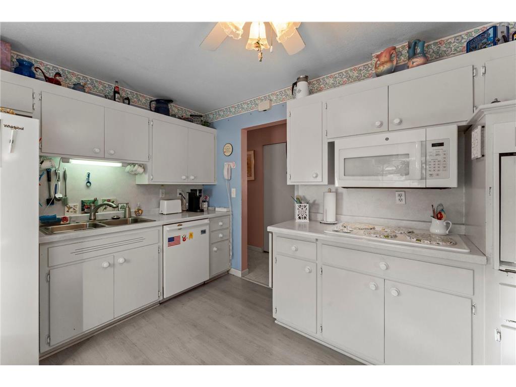 2254 Orchard Lane White Bear Lake MN 55110 6819951 image10