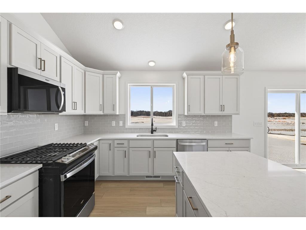 22544 Raven Street NW Oak Grove MN 55005 7018125 image10