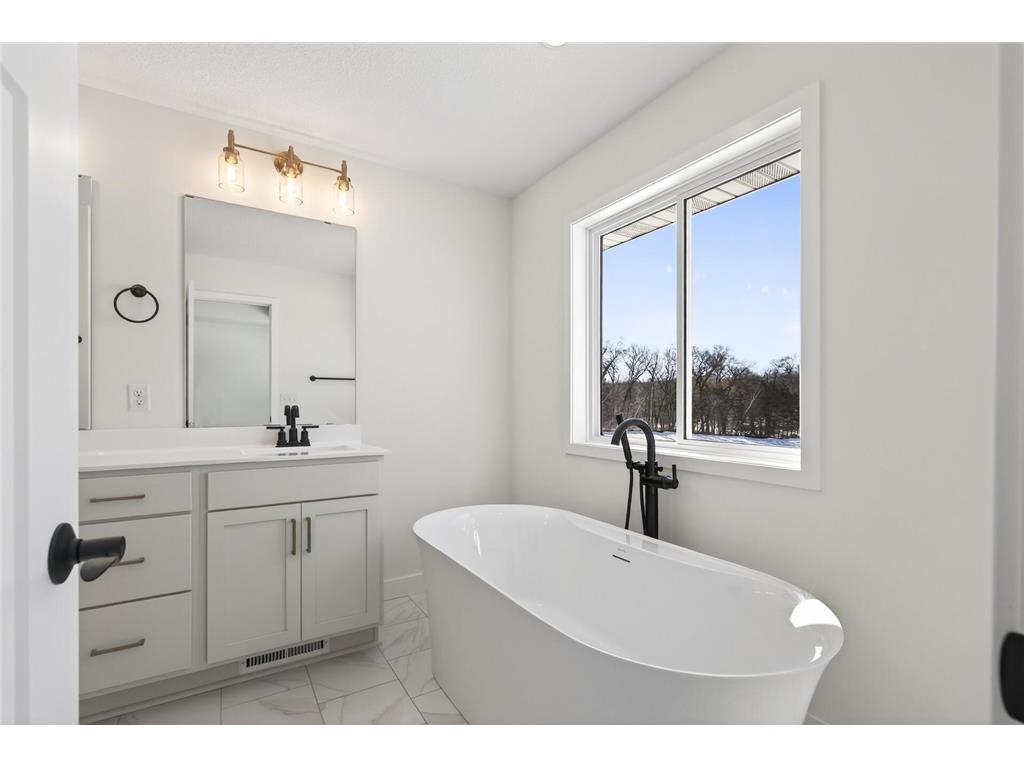 22544 Raven Street NW Oak Grove MN 55005 7018125 image13