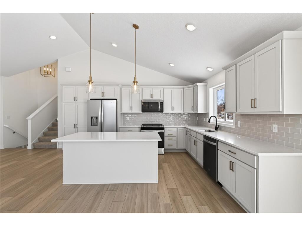 22544 Raven Street NW Oak Grove MN 55005 7018125 image9