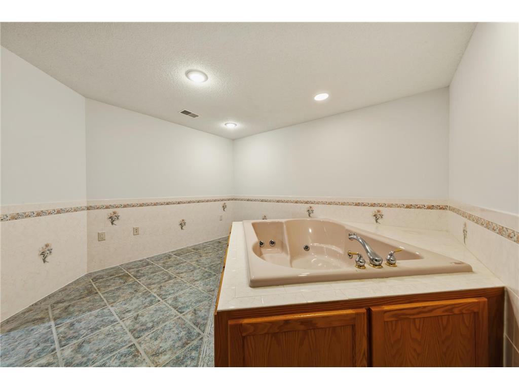 2255 Mineral Springs Parkway Owatonna MN 55060 7108475 image43