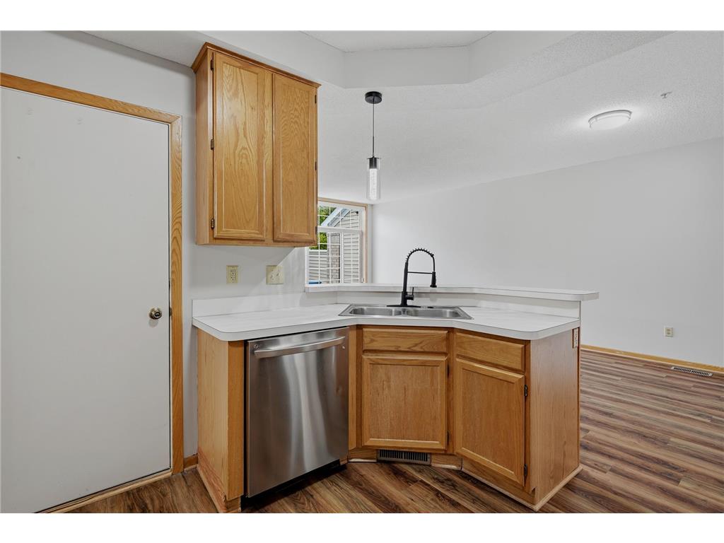 2255 Ranchview Lane N #14 Plymouth MN 55447 7106316 image9