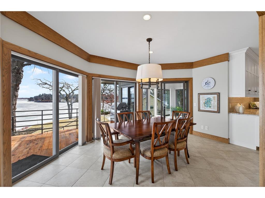 2255 S Shore Boulevard White Bear Lake MN 55110 - White Bear 7011566 image22