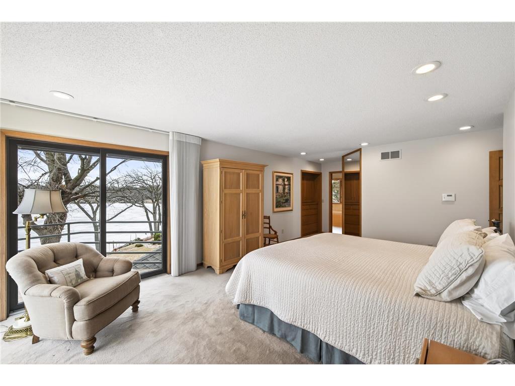 2255 S Shore Boulevard White Bear Lake MN 55110 - White Bear 7011566 image31
