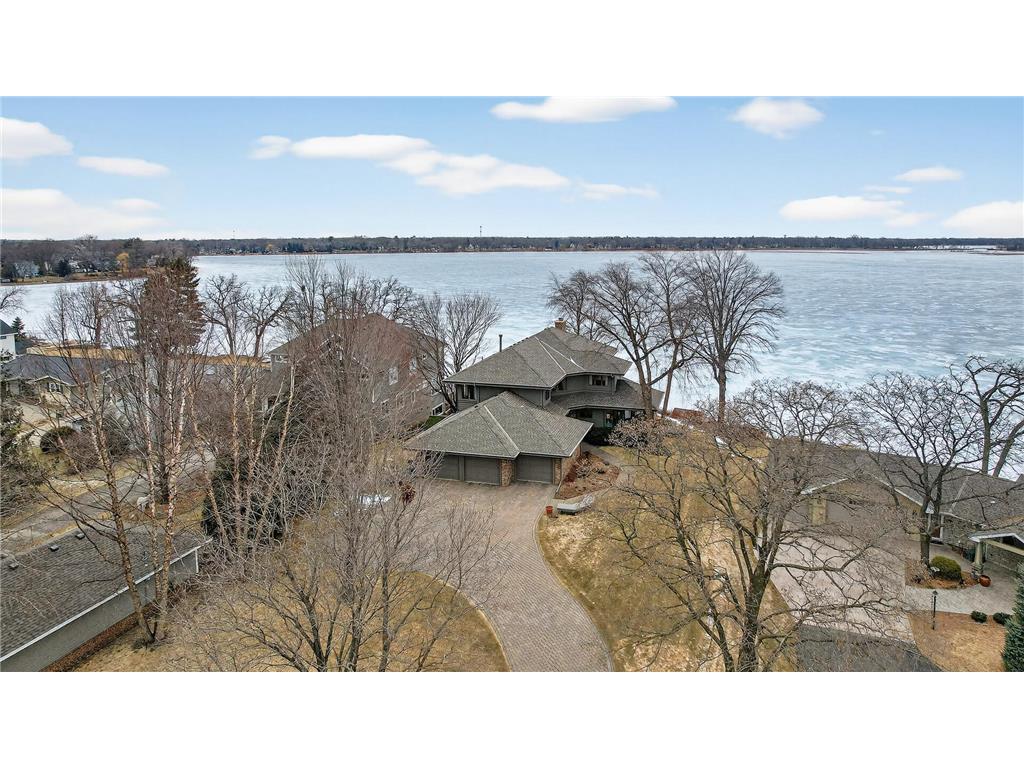 2255 S Shore Boulevard White Bear Lake MN 55110 - White Bear 7011566 image4