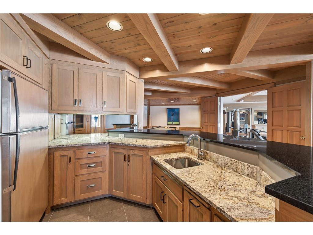 2255 S Shore Boulevard White Bear Lake MN 55110 - White Bear 7011566 image42