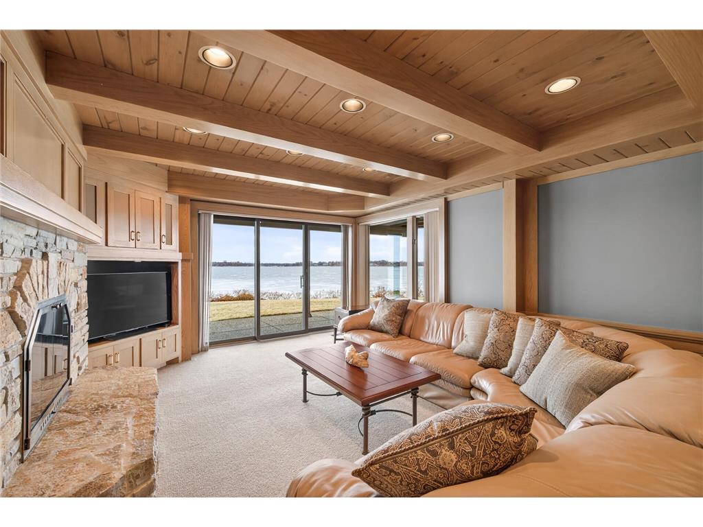 2255 S Shore Boulevard White Bear Lake MN 55110 - White Bear 7011566 image45