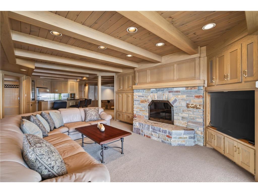 2255 S Shore Boulevard White Bear Lake MN 55110 - White Bear 7011566 image46