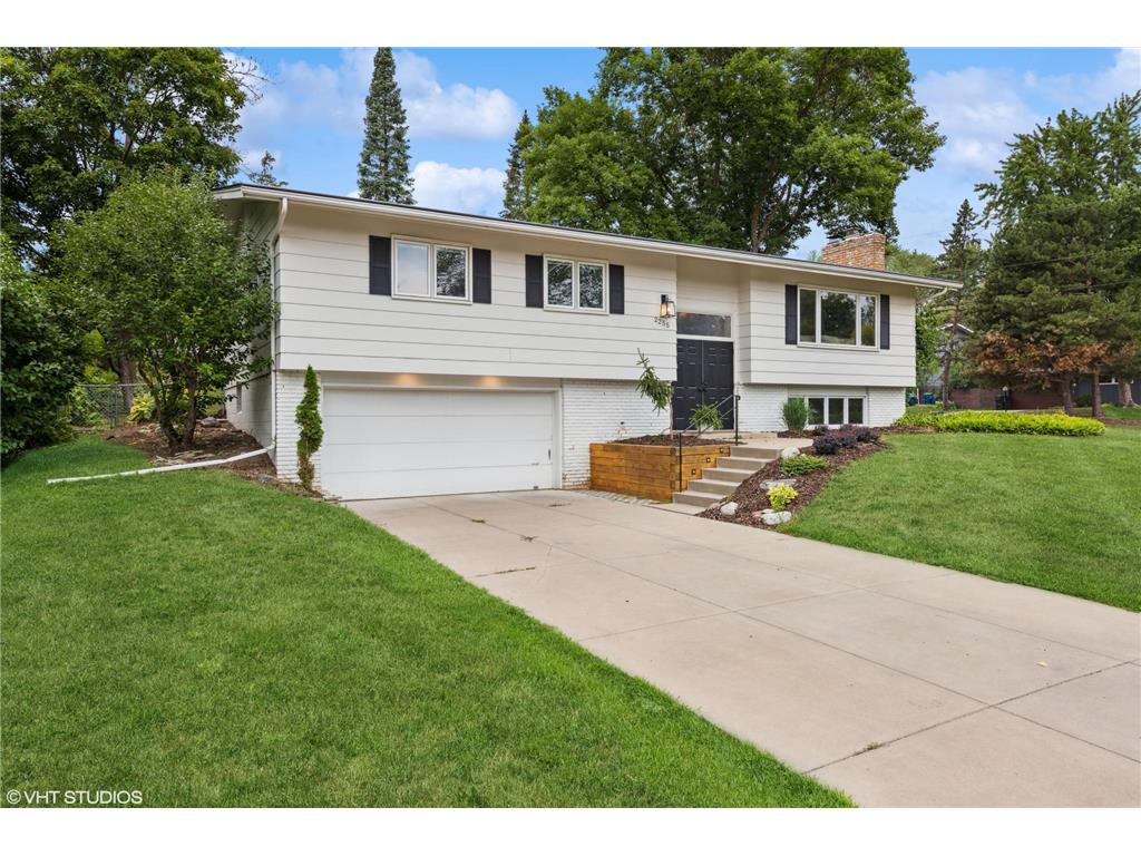2255 Valders Avenue N Golden Valley MN 55427 6410149 image1