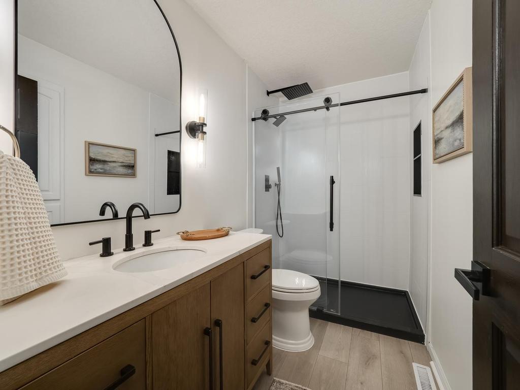 2256 128th Court NE Blaine MN 55449 7065875 image19