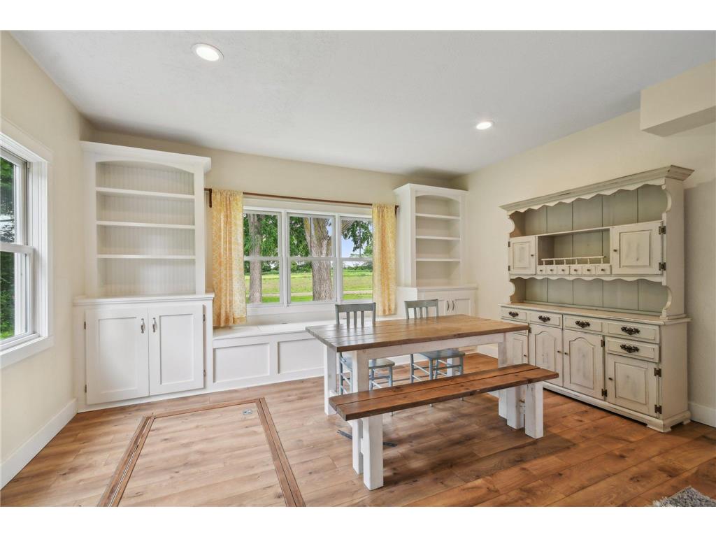 2256 40th Avenue East Farmington WI 54020 6736230 image1