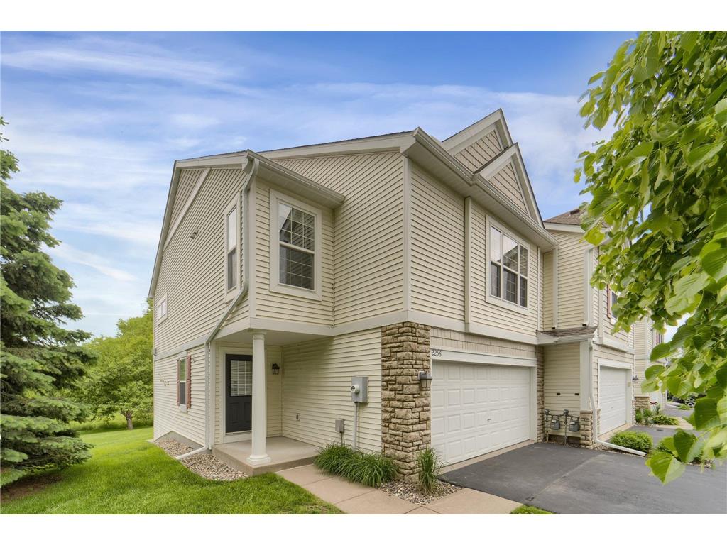 2256 Saint Johns Drive Woodbury MN 55129 6542797 image1