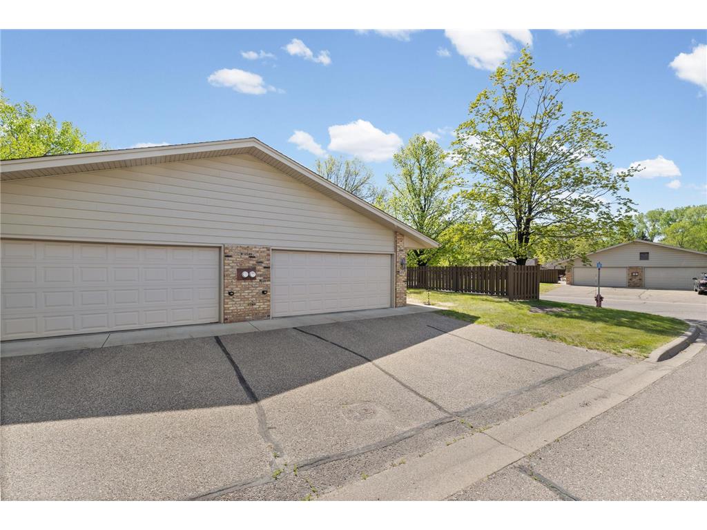 2257 Country Lane Minnetonka MN 55305 7058348 image19