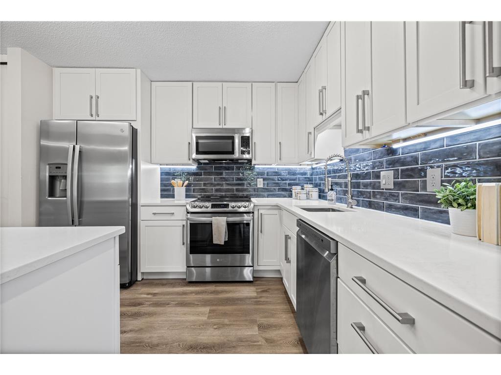 2257 Country Lane Minnetonka MN 55305 7058348 image6