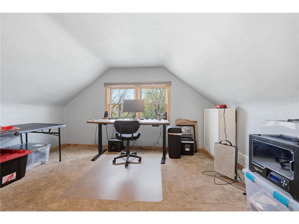 2258 11th Street White Bear Lake MN 55110 7060436 image16