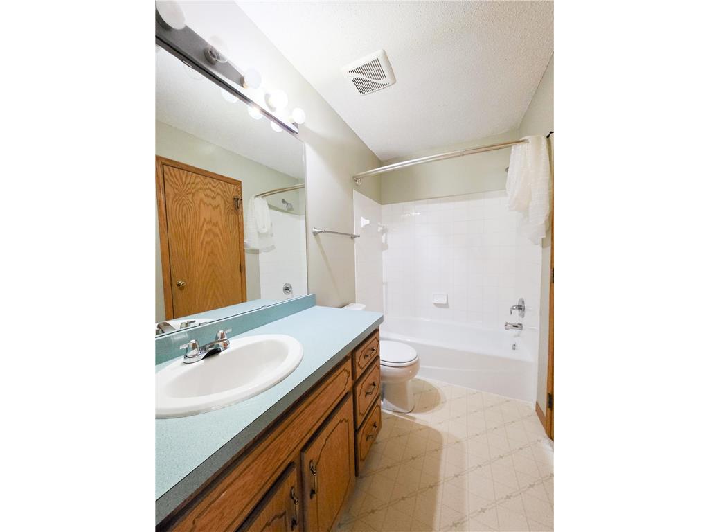 2258 129th Lane NW Coon Rapids MN 55448 7078466 image10