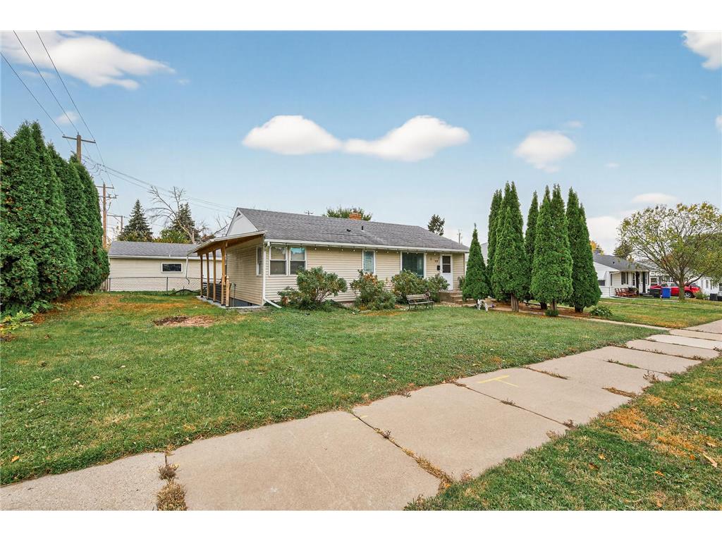 2258 3rd Street E Saint Paul MN 55119 6801212 image1