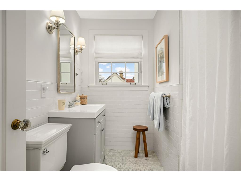 2259 Princeton Avenue Saint Paul MN 55105 7038394 image37