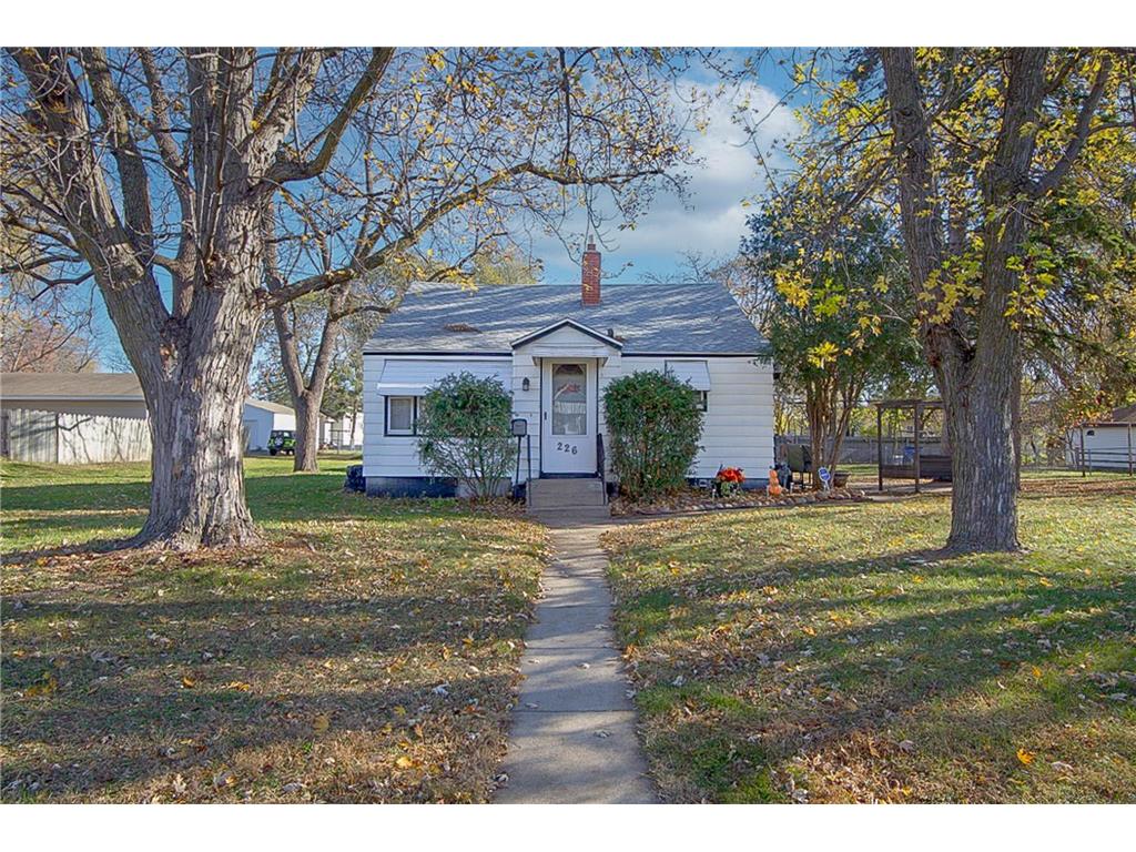 226 32nd Avenue N Saint Cloud MN 56303 6807637 image1