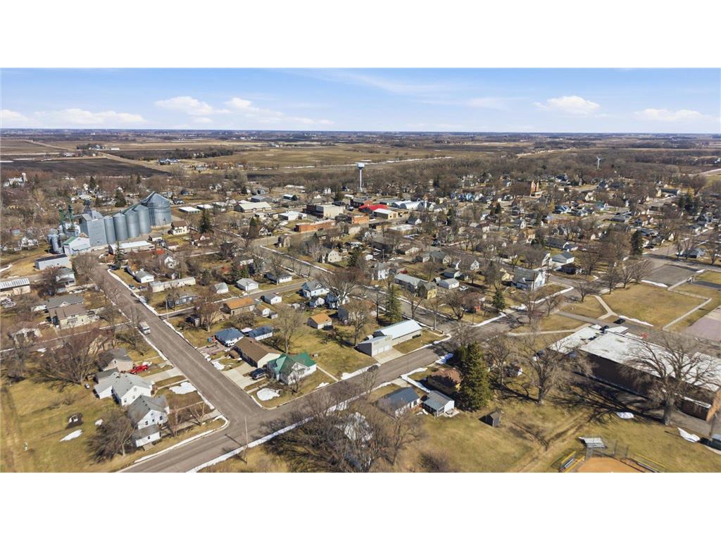 226 3rd Avenue S Brownton MN 55312 7046112 image36