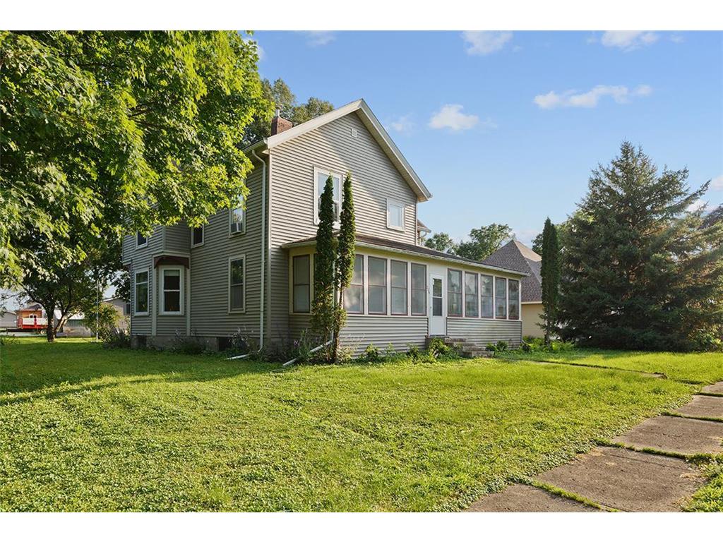 226 Cleveland Avenue E Winnebago MN 56098 6570281 image1