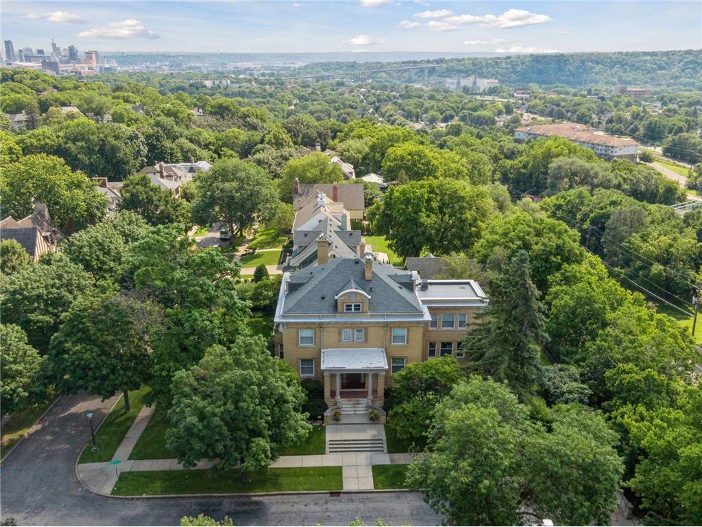 226 Grotto Street S Saint Paul MN 55105 6575669 image1