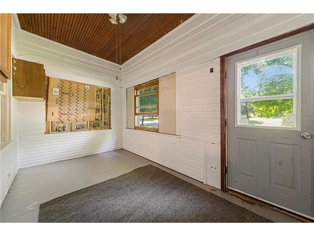 226 N Central Avenue Truman MN 56088 6743277 image11