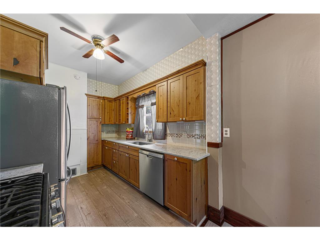 226 N Central Avenue Truman MN 56088 6743277 image12