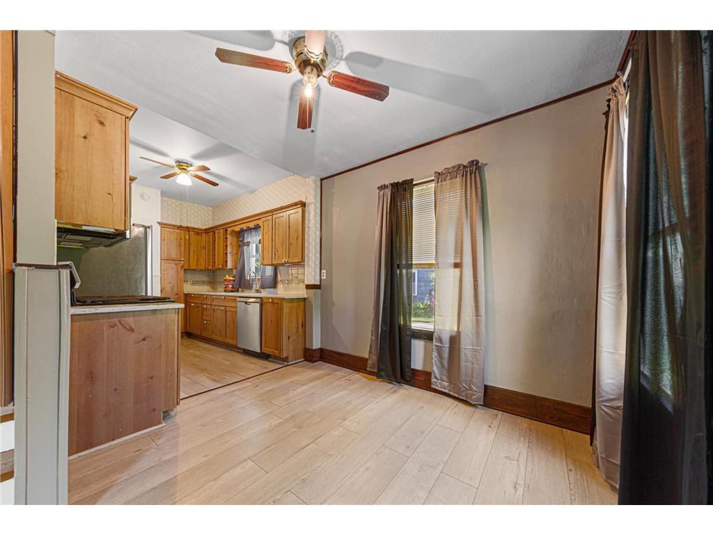 226 N Central Avenue Truman MN 56088 6743277 image13