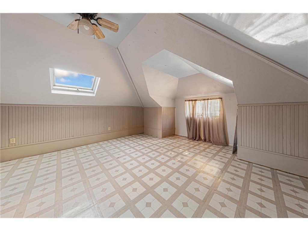 226 N Central Avenue Truman MN 56088 6743277 image19